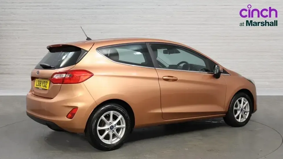 Used Ford Fiesta Zetec 85 HP (62 kW) 2018 Bronze Hatchback