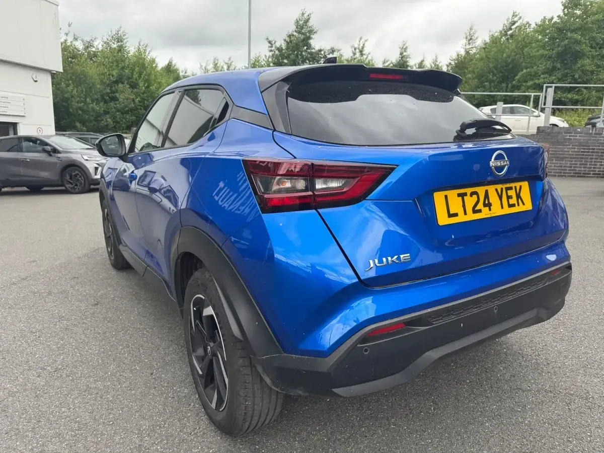 Used Nissan Juke N-Connecta 114 HP (83 kW) 2024 Blue SUV
