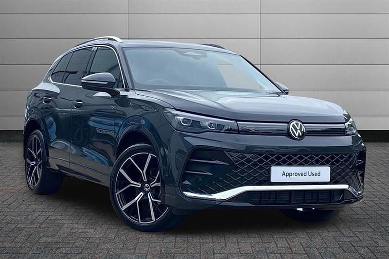 Urano grey Used 2025 VW Tiguan R-line SUV | £33,395 (Expensive) - Image 1/3