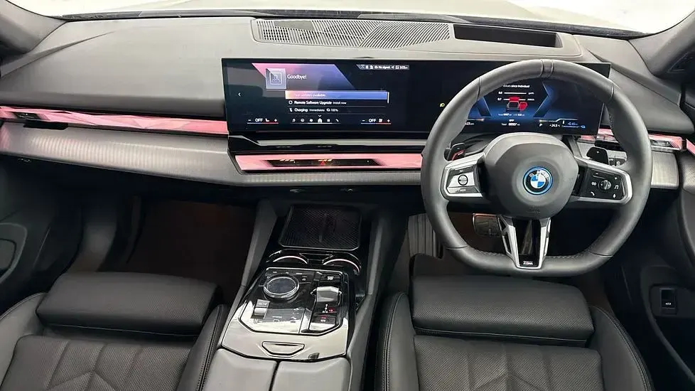 Used BMW 530e M Sport 295 HP (216 kW) 2025 Grey Estate