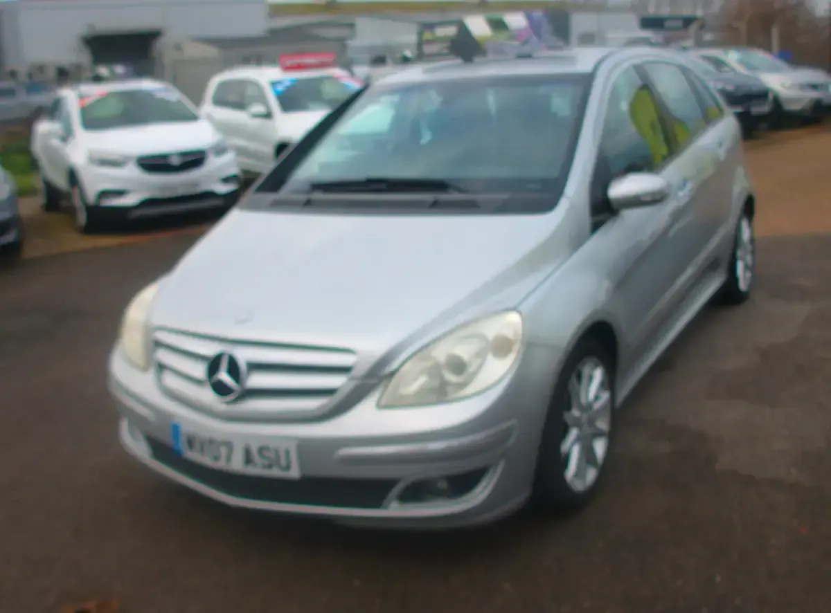 Used Mercedes B180 SE 109 HP (80 kW) 2007 Silver MPV