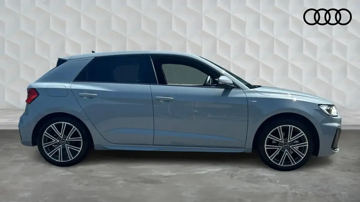 Used Audi A1 Sportback S-Line 150 HP (110 kW) 2025 Arrow grey Hatchback
