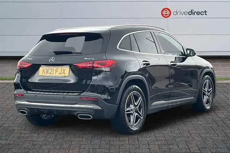 Used Mercedes GLA220 AMG Line Premium Plus 190 HP (139 kW) 2021 Black SUV