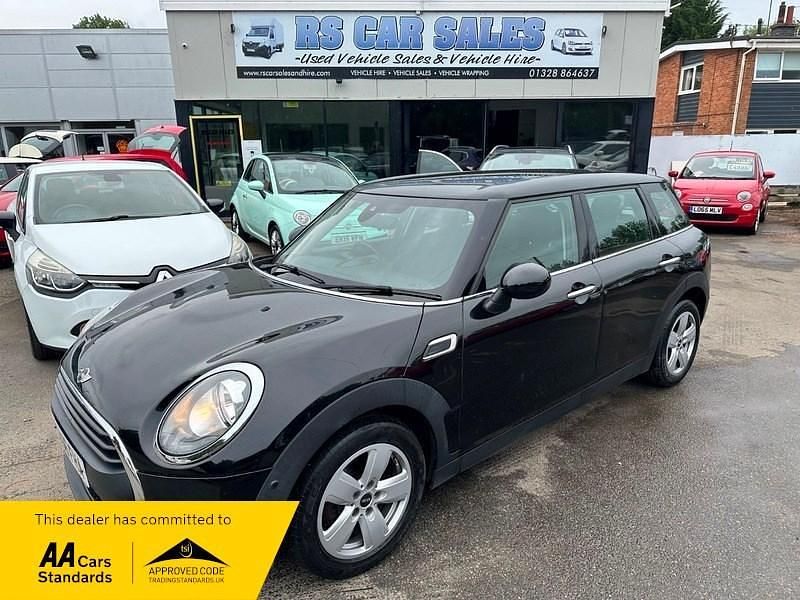 Black Used 2016 Mini One D Clubman Estate | £5,995 - Image 1/4
