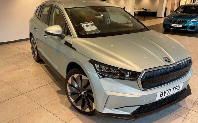 Silver Used 2022 Skoda Enyaq iV ecoSuite SUV | £18,399 (Good price) - Image 1/4