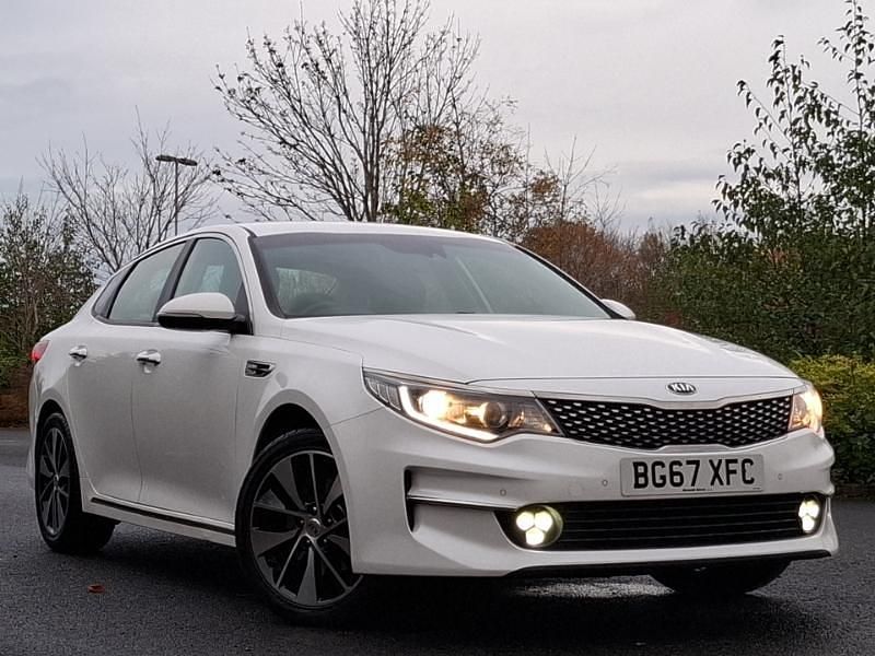 White Used 2017 Kia Optima Sedan | £8,698 - Image 1/4