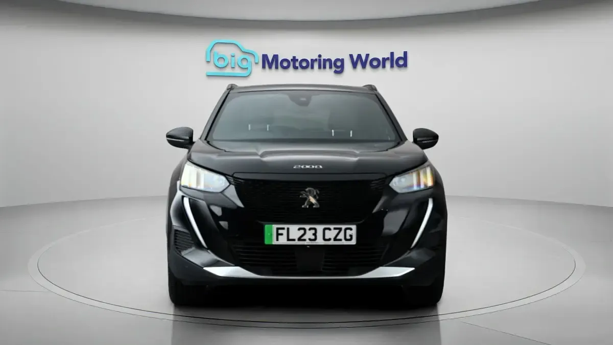 Used Peugeot e-2008 GT 100 kW (136 HP) 2023 SUV