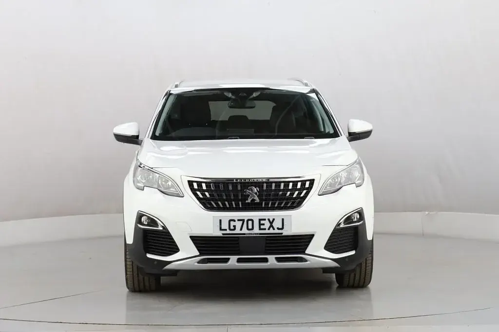 Used Peugeot 5008 Allure 130 HP (95 kW) 2020 White SUV