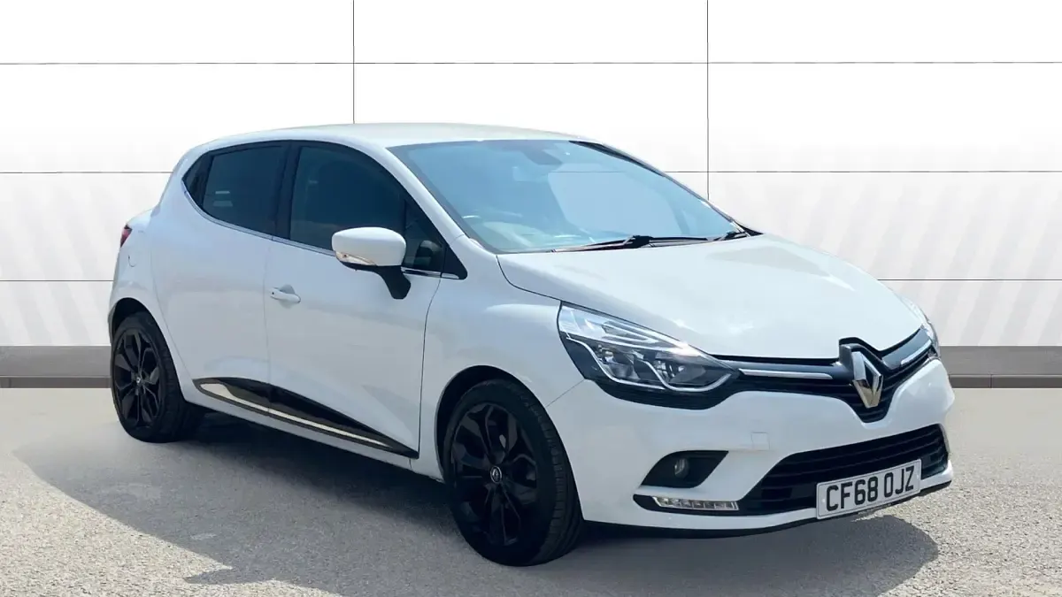 Used Renault Clio Iconic 90 HP (66 kW) 2018 Hatchback