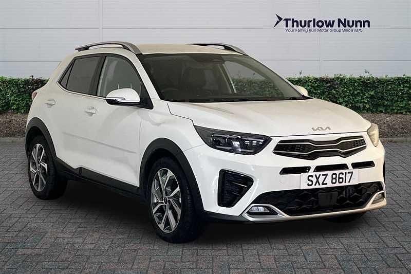 White Used 2023 Kia Stonic GT-Line SUV | £16,640 (Fair price) - Image 1/4