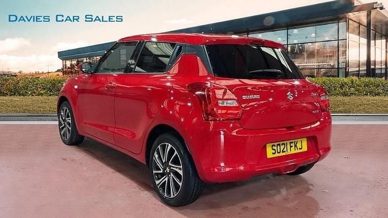 Used Suzuki Swift SZ-L 83 HP (61 kW) 2021 Red Hatchback