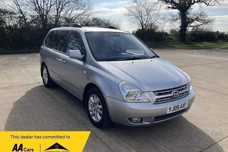Used Kia Sedona 2009 Silver MPV