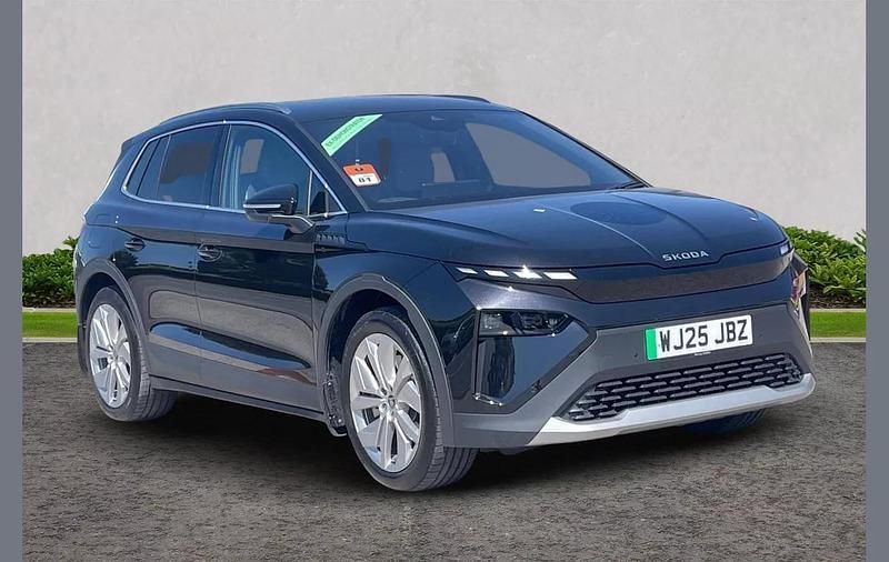 Black magic pearl effect New 2025 Skoda Elroq SUV | £32,942 (Super price) - Image 1/3