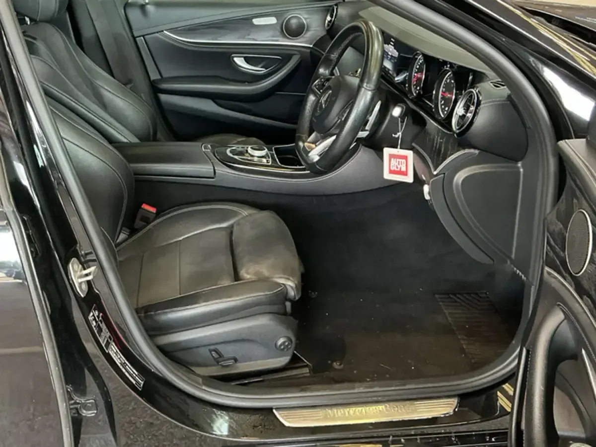 Used Mercedes E220 AMG line 2017 Black Sedan