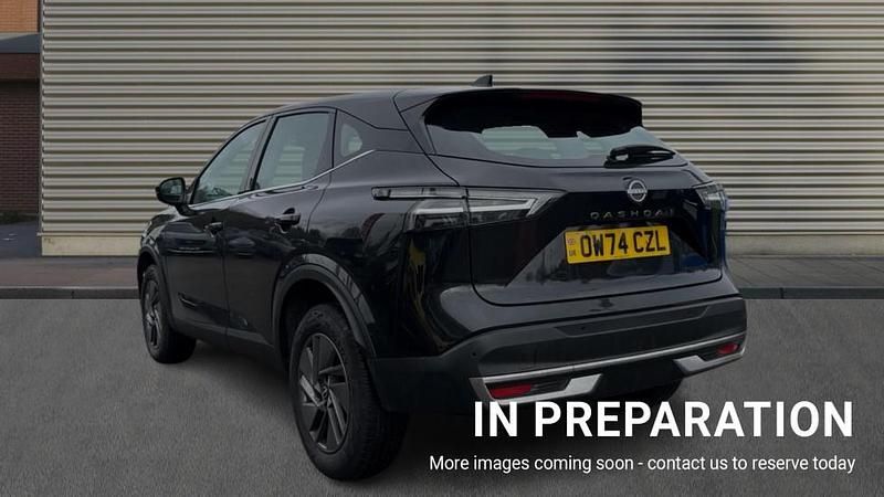 Used Nissan Qashqai Acenta Premium 140 HP (102 kW) 2024 Black SUV