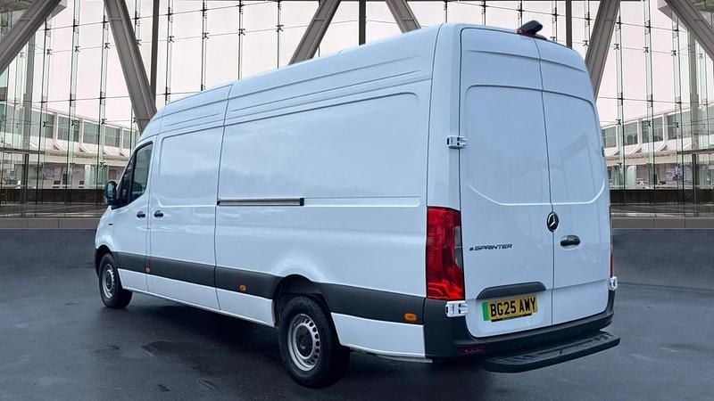 Used Mercedes E-Sprinter 150 kW (204 HP) 2025 White Van