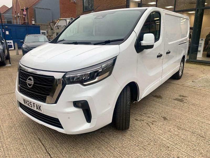 New Nissan Primastar Tekna 130 HP (95 kW) 2025 White MPV