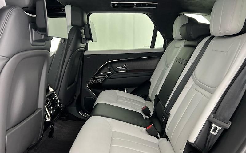 Used Land Rover Range Rover Sport Autobiography 460 HP (338 kW) 2025 SUV
