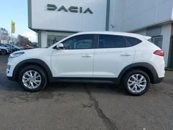 Used Hyundai Tucson SE 132 HP (97 kW) 2018 White SUV