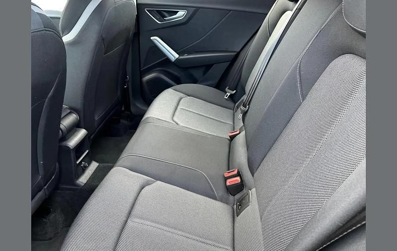 Used Audi Q2 Sport 113 HP (83 kW) 2024 Grey SUV