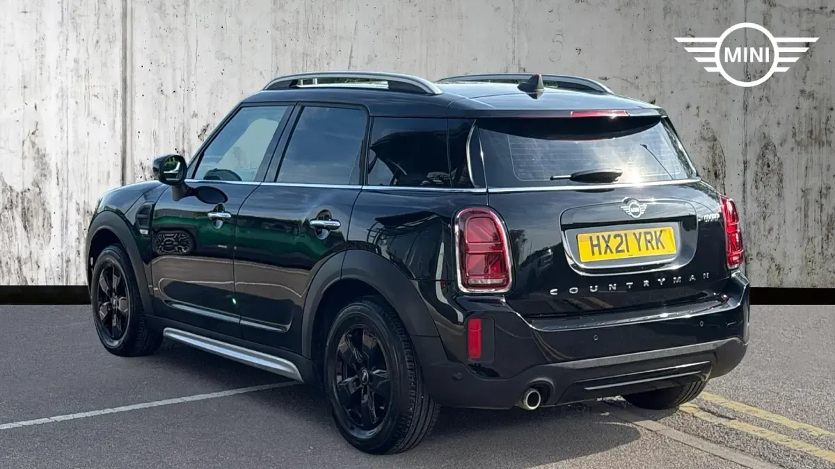 Usado Mini Cooper Countryman Classic 136 CV (100 kW) 2021 Negro SUV