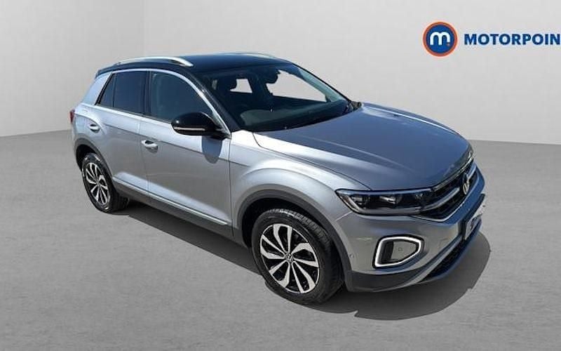 Begagnad VW T-Roc Style 110 HK (80 kW) 2023 SUV