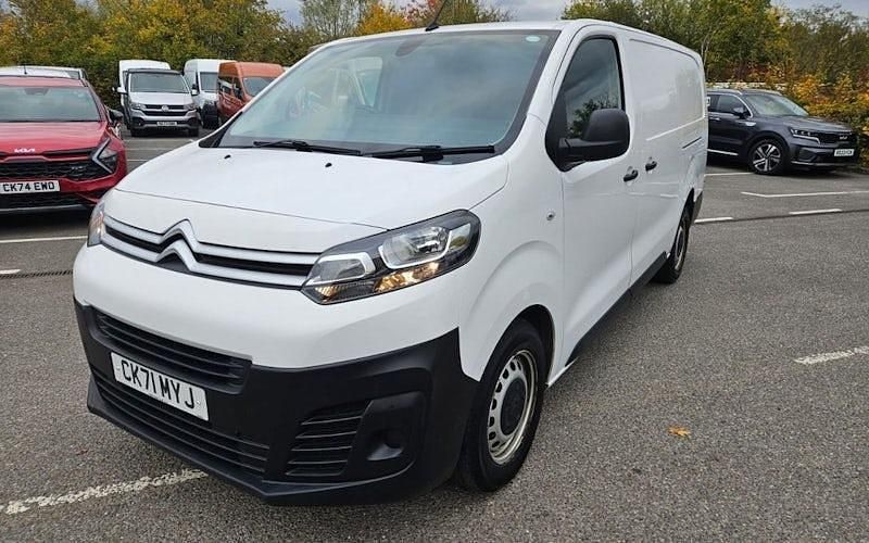 Used Citroën Dispatch 101 HP (74 kW) 2020 White MPV