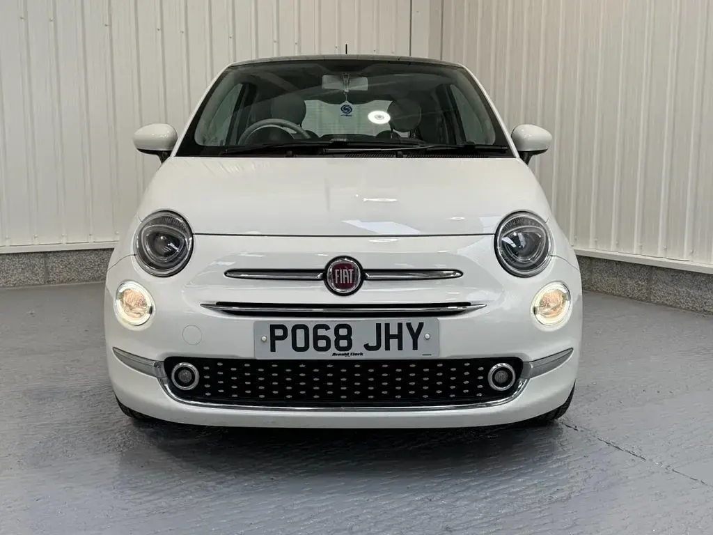 Used Fiat 500 Lounge 69 HP (50 kW) 2018 White Hatchback