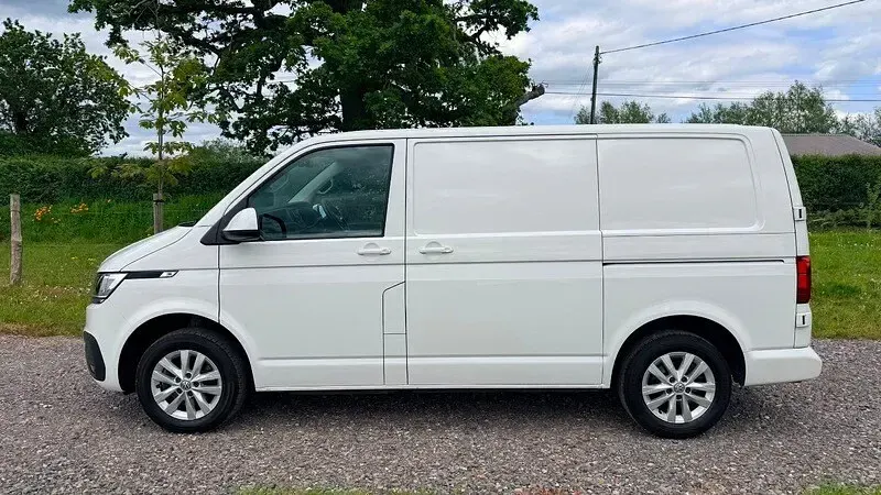 Used VW Transporter Highline 2022 White Van