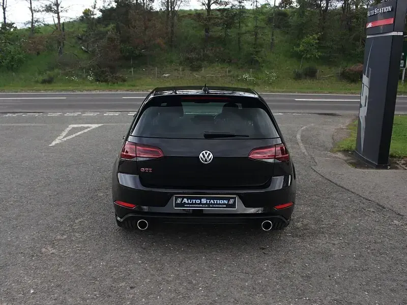 Used VW Golf VII GTI 245 HP (180 kW) 2019 Black Hatchback