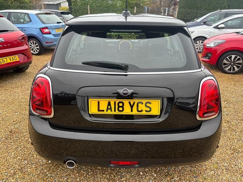 Used Mini Cooper Hatch 136 HP (100 kW) 2018 Black Hatchback