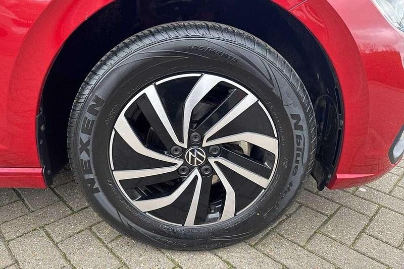 Used VW Polo Life 95 HP (69 kW) 2021 Red Hatchback