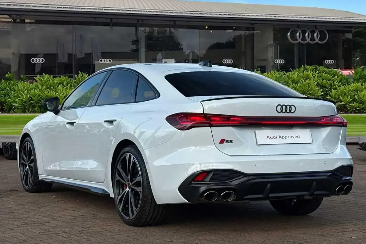 Used Audi S5 Comfort 367 HP (269 kW) 2026 White Estate