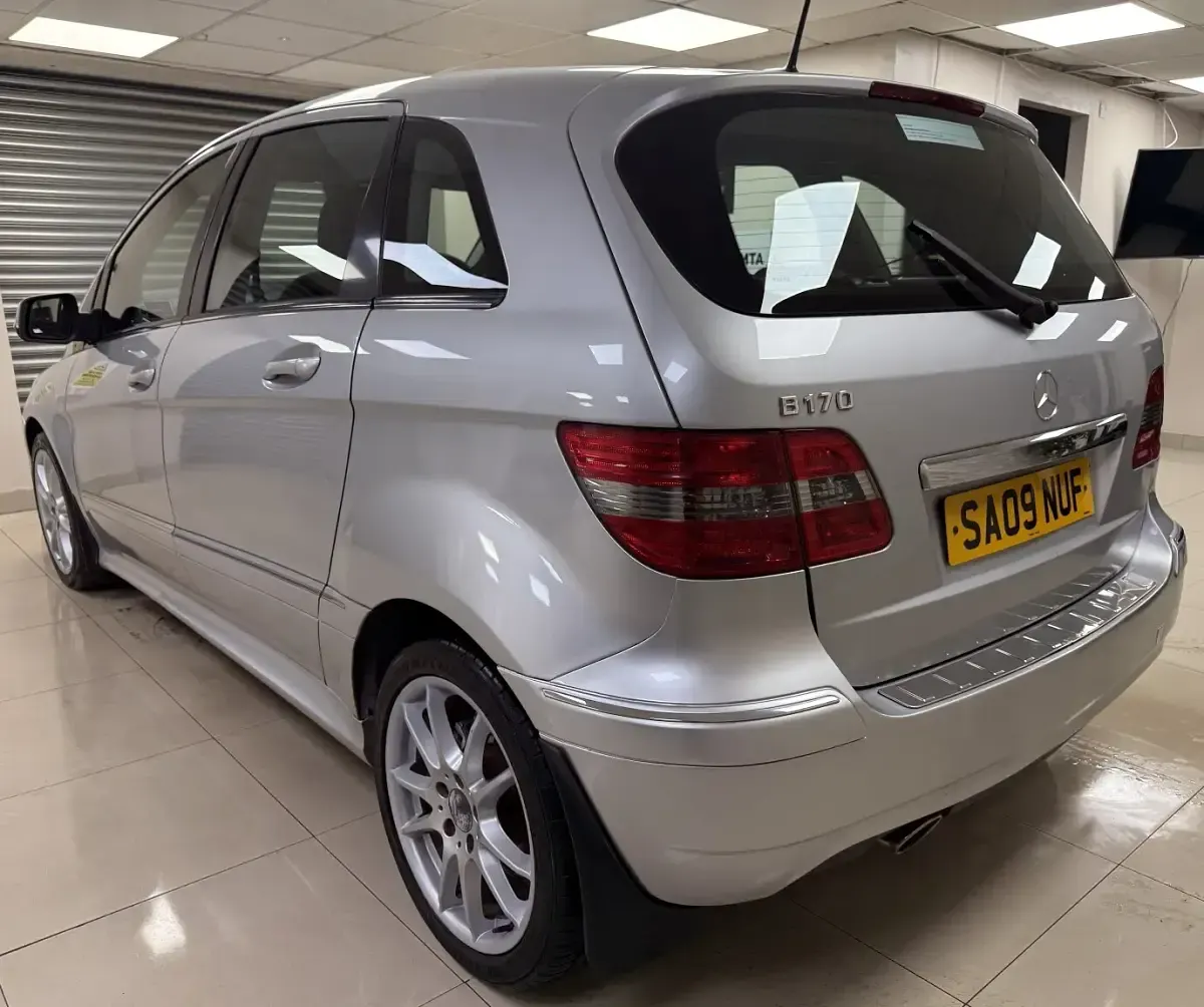 Used Mercedes B170 2009 Silver MPV