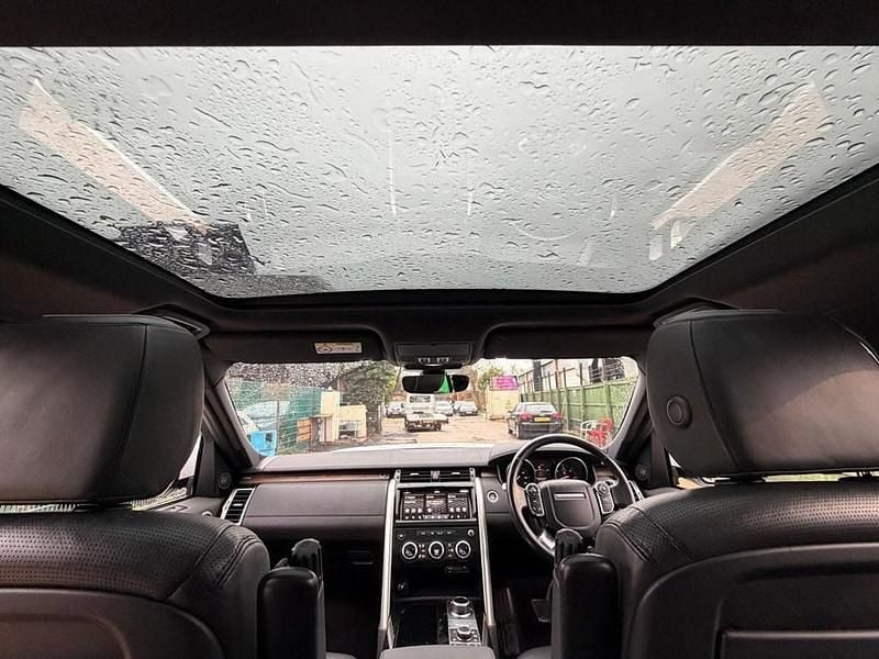 Used Land Rover Discovery 5 HSE 258 HP (189 kW) 2017 White SUV