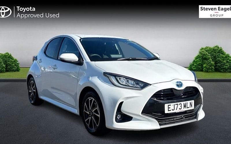 Used Toyota Yaris Hybrid Design 116 HP (85 kW) 2025 Hatchback