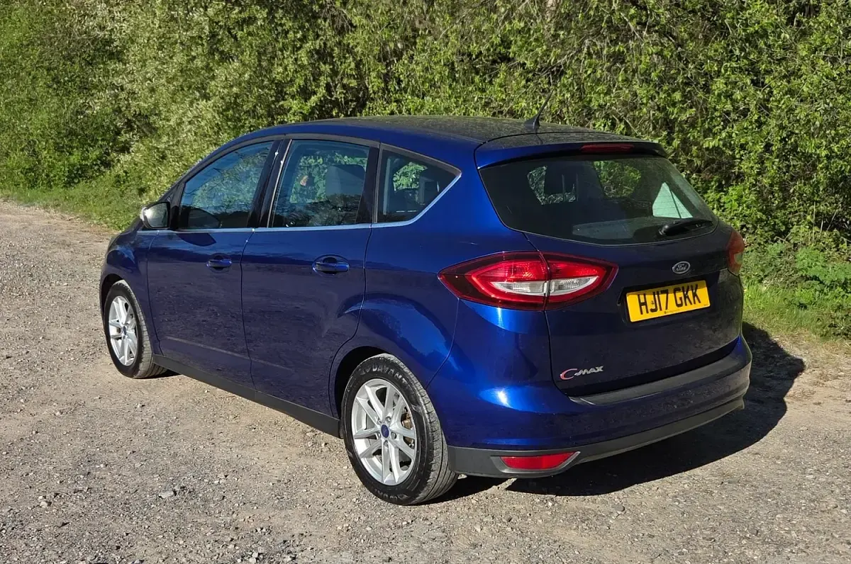 Used Ford C-MAX Zetec 2017 Blue MPV