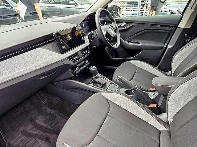 Image 2/4