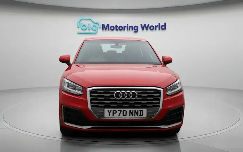 Usado Audi Q2 S-Line 116 HP (85 kW) 2020 Vermelho SUV