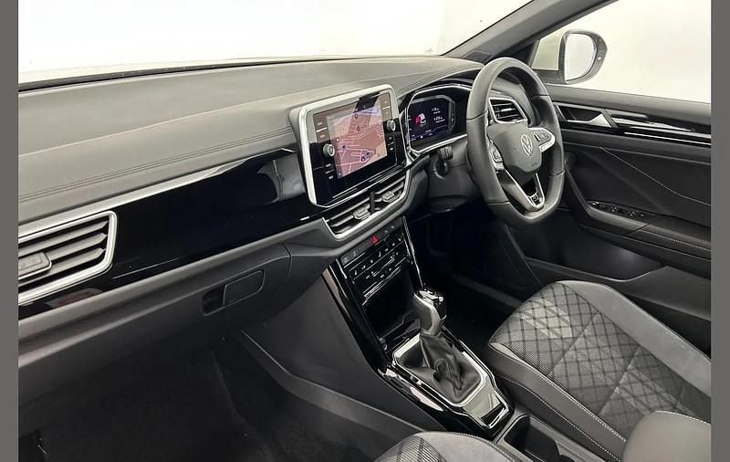 Used VW T-Roc R-line 150 HP (110 kW) 2025 Grey SUV