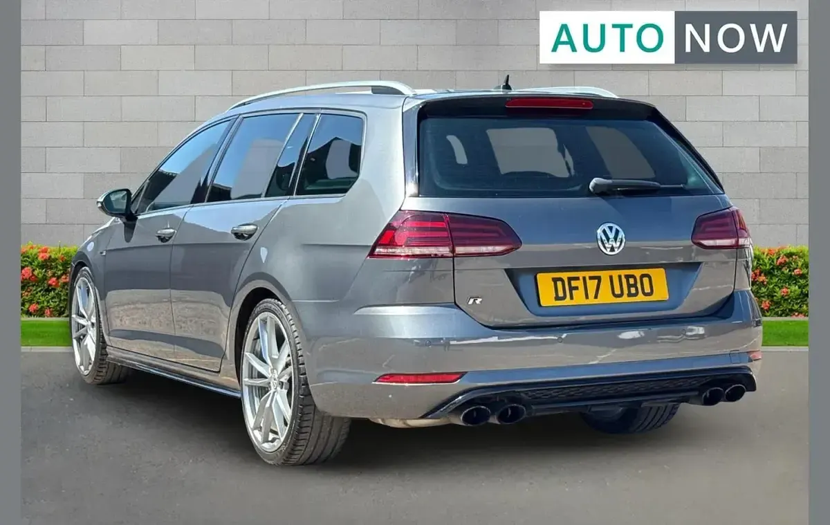Used VW Golf VII R 306 HP (225 kW) 2017 Grey Estate