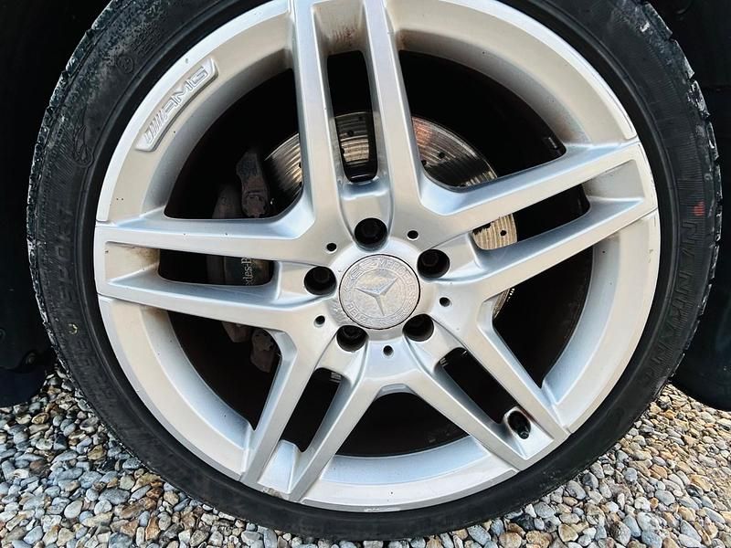 Used Mercedes E220 AMG 170 HP (125 kW) 2014 Blue Cabriolet