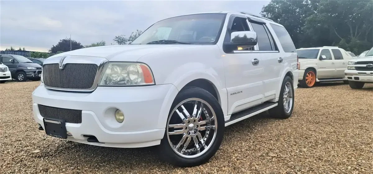 Used Lincoln Navigator 2021 White SUV