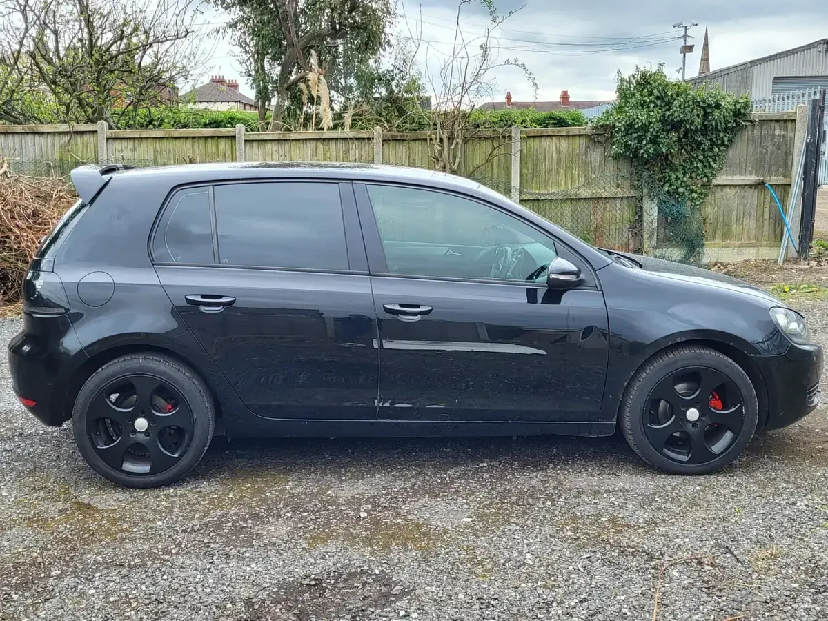 Used VW Golf VI S 105 HP (77 kW) 2010 Black Hatchback
