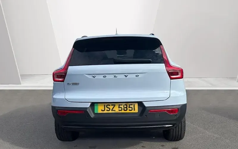 New Volvo EX40 Plus 185 kW (252 HP) 2025 Blue SUV