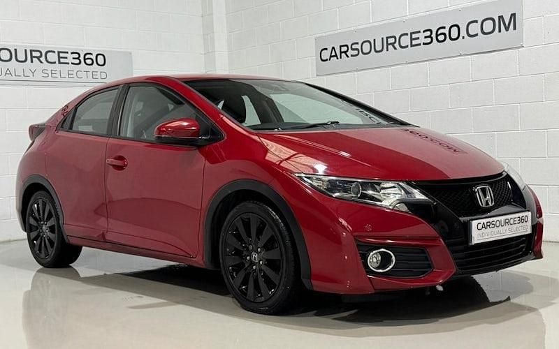 Begagnad Honda Civic SE Plus 142 HK (104 kW) 2016 Röd Halvkombi