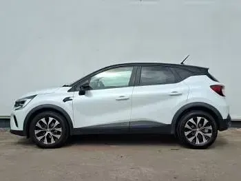 Usado Renault Captur Evolution 140 HP (102 kW) 2022 Branco SUV