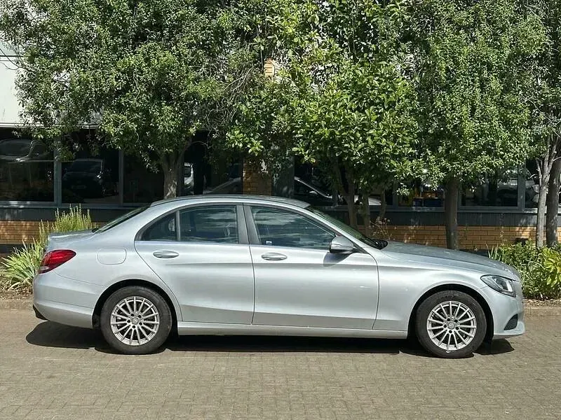 Used Mercedes C220 Executive 170 HP (125 kW) 2015 Silver Sedan