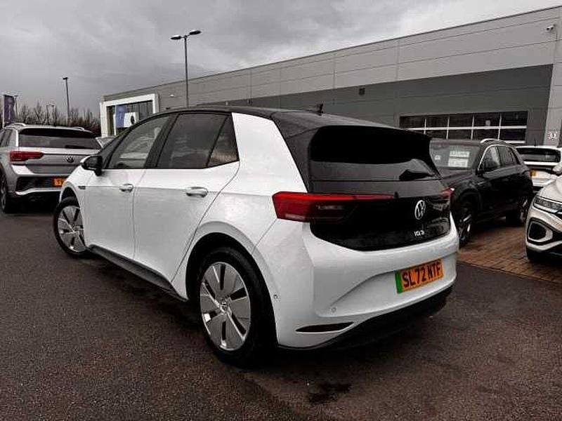 Used VW ID.3 Pro Performance 150 kW (204 HP) 2023 White Hatchback