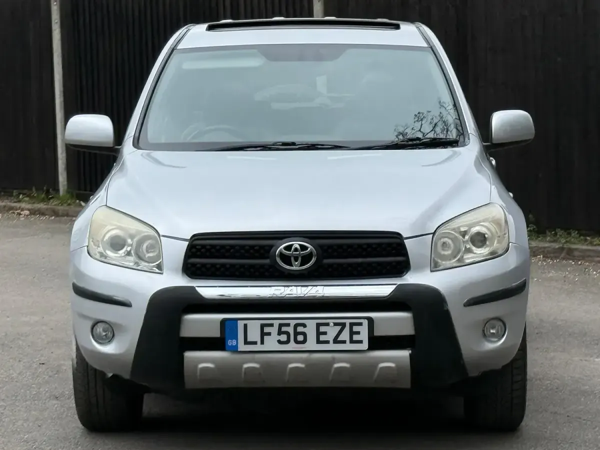 Used Toyota RAV4 2006 Silver SUV